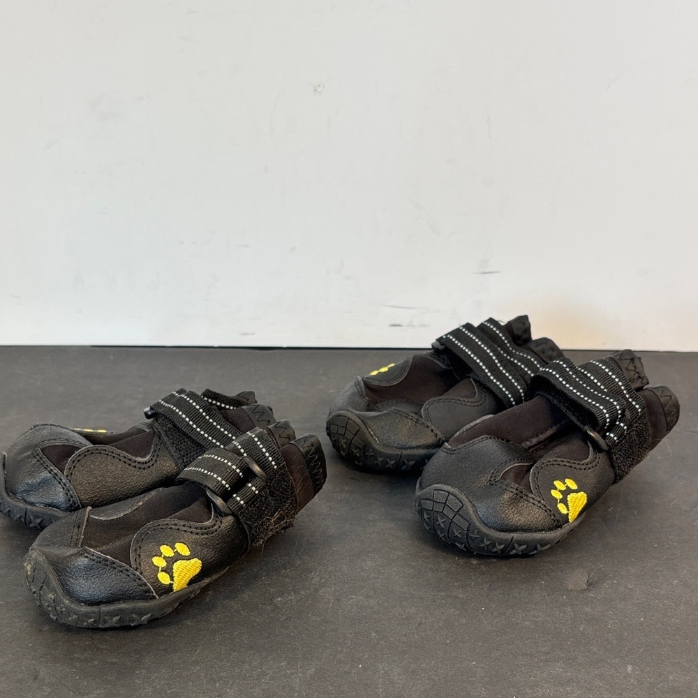 Set of 4 Dog Boots Size 5 Black Reflective Waterproof Paw Protectors